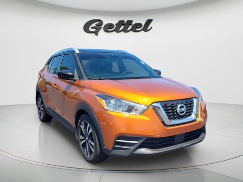 Used 2020 Nissan Kicks SV FWD image 3