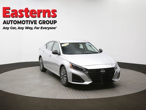 Used 2024 Nissan Altima 2.5 SV image 50