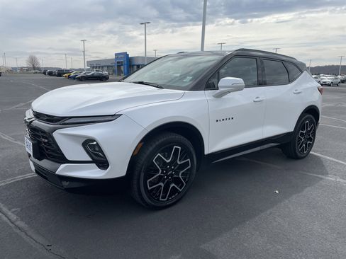 Used 2024 Chevrolet Blazer RS w/ Enhanced Convenience Package AWD/4WD image 1