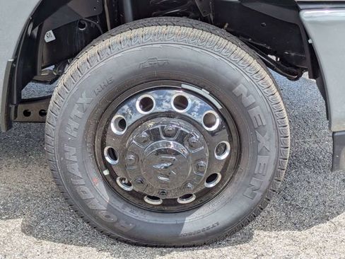 New 2026 RAM 3500 Laramie AWD/4WD image 10