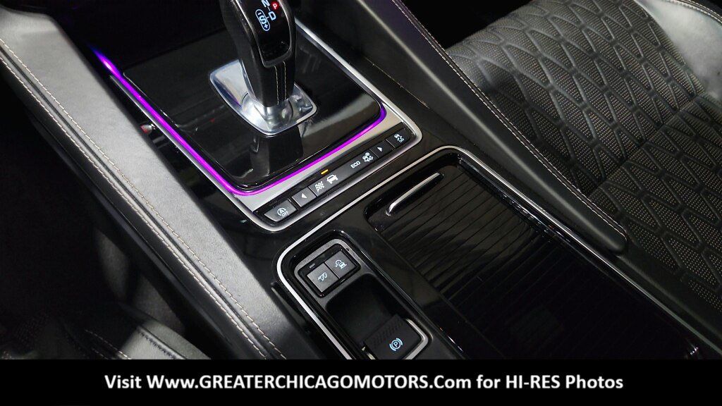 Used 2020 Jaguar F-PACE SVR AWD/4WD image 34