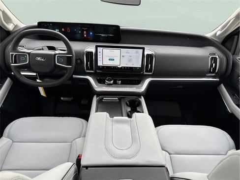 New 2026 Ford Expedition Max Platinum w/ Platinum Ultimate Package image 8