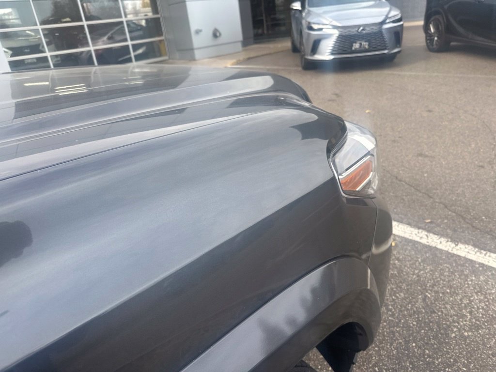 Used 2021 Toyota Tacoma SR5 AWD/4WD image 22