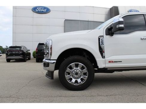 Used 2024 Ford F250 King Ranch w/ Chrome Package AWD/4WD image 9