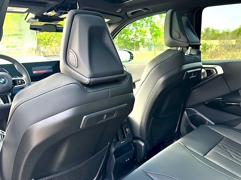 New 2026 BMW X3 xDrive30i AWD/4WD image 15