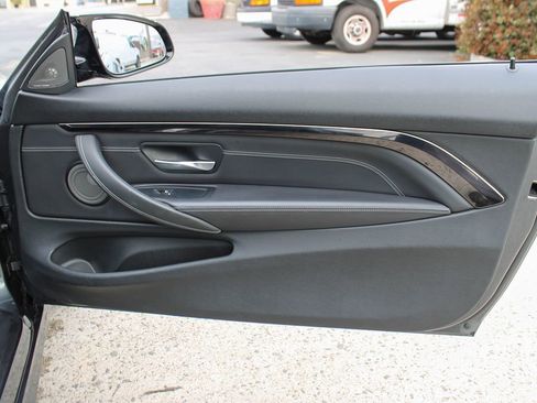 Used 2019 BMW M4 Coupe RWD image 41