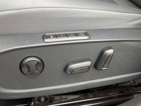 Used 2023 Volkswagen ID.4 Pro S Plus AWD/4WD image 26