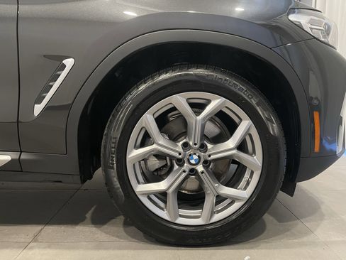 Used 2025 BMW X4 xDrive30i w/ Premium Package AWD/4WD image 10