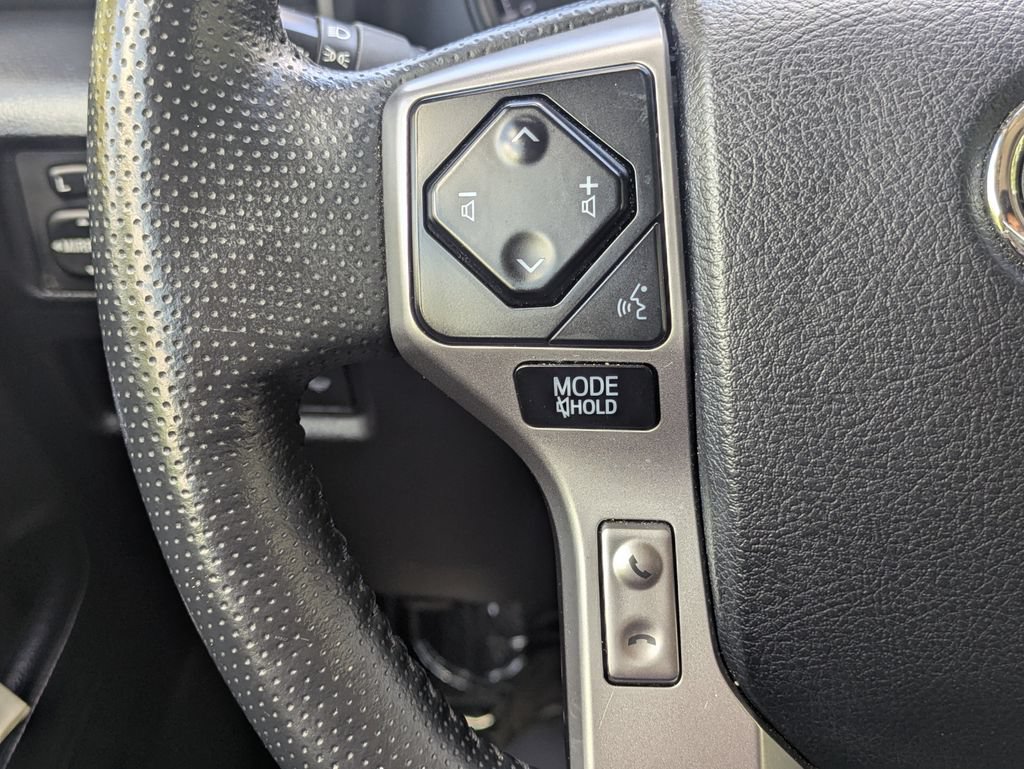 Used 2024 Toyota 4Runner SR5 Premium w/ Moonroof Package RWD image 26
