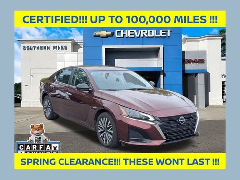 Used 2025 Nissan Altima 2.5 SV FWD image 1