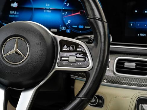 Used 2021 Mercedes-Benz GLS 450 4MATIC image 20