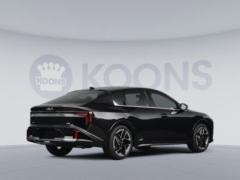 New 2026 Kia K4 GT-Line FWD image 4