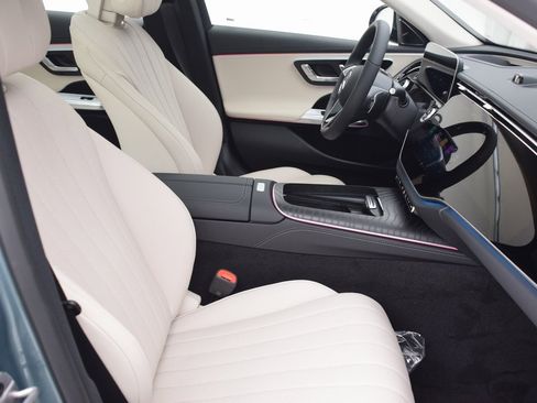 New 2026 Mercedes-Benz E 350 Sedan image 15