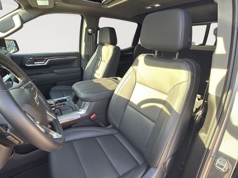 Used 2025 Chevrolet Silverado 1500 LT Trail Boss w/ LT Trail Boss Premium Package image 18