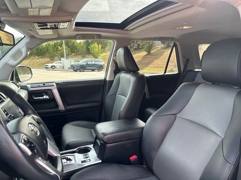 Used 2022 Toyota 4Runner SR5 Premium w/ Moonroof Package AWD/4WD image 12