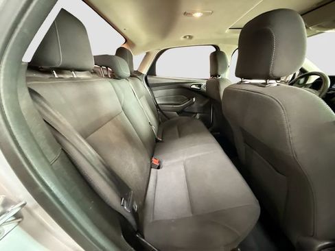 Used 2018 Ford Focus SEL FWD image 25
