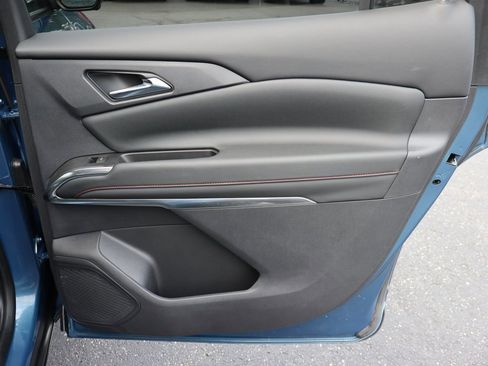 Used 2024 Chevrolet Traverse Z71 image 30