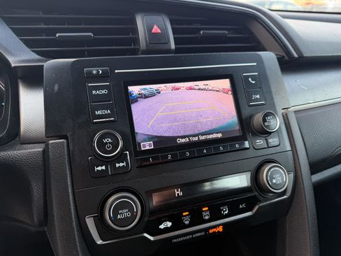 Used 2019 Honda Civic LX image 41