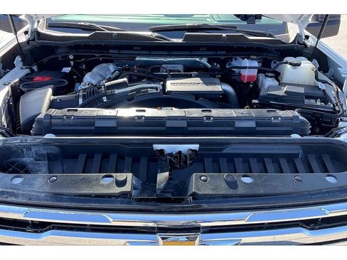 Used 2025 Chevrolet Silverado 3500 LTZ AWD/4WD image 12