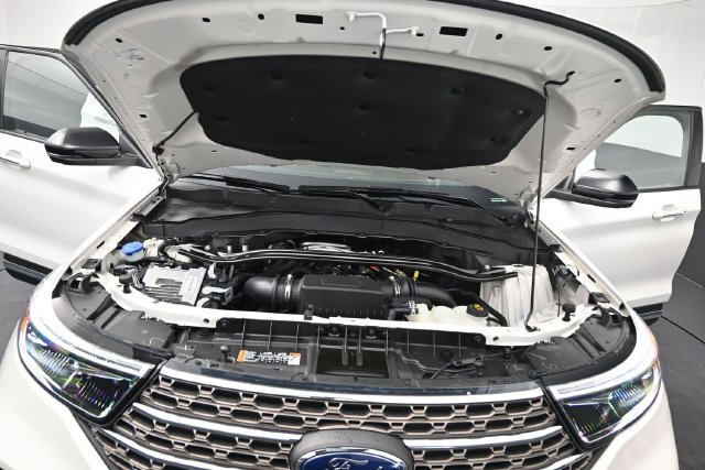 Used 2023 Ford Explorer King Ranch w/ Technology Package AWD/4WD image 24