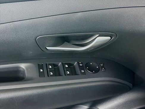 New 2026 Hyundai Tucson SE image 16