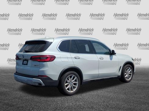 Used 2023 BMW X5 xDrive40i w/ Premium Package image 9