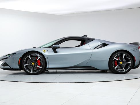 Certified 2022 Ferrari SF90 Stradale image 2