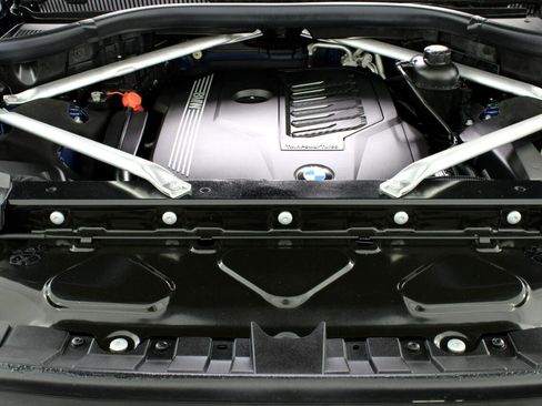 Used 2019 BMW X7 xDrive40i w/ Premium Package image 86