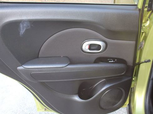 Used 2017 Kia Soul w/ Convenience Package image 20