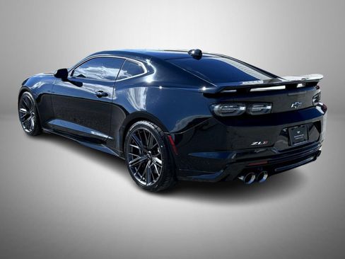Used 2021 Chevrolet Camaro ZL1 w/ LPO, ZL1 Protection Package RWD image 7
