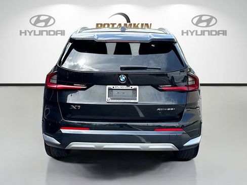 Used 2024 BMW X1 xDrive28i w/ Convenience Package AWD/4WD image 6