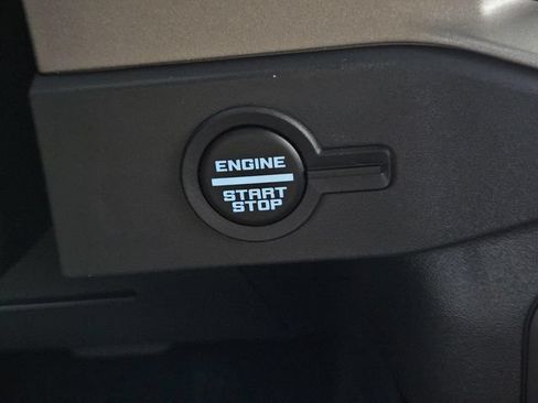 New 2025 Ford Bronco Outer Banks AWD/4WD image 21