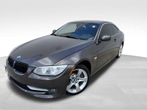 Used 2011 BMW 335i xDrive Coupe image 1