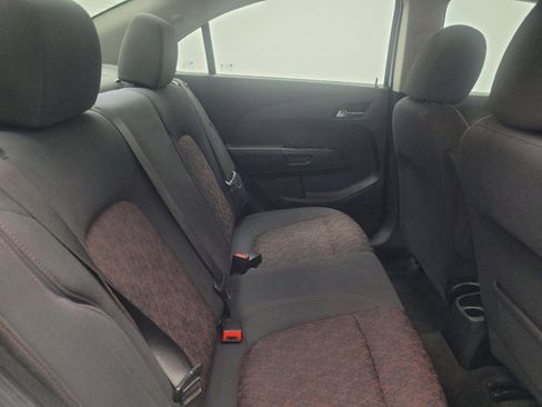Used 2018 Chevrolet Sonic LT w/ Convenience Package FWD image 19
