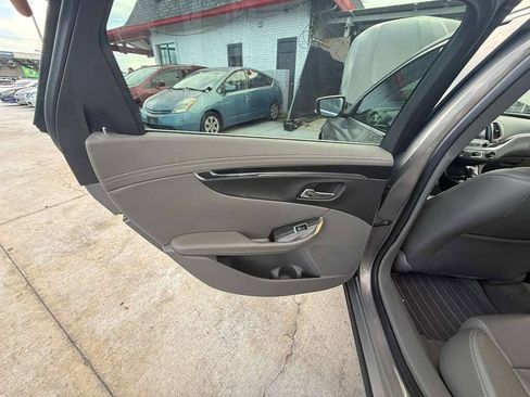 Used 2019 Chevrolet Impala LT w/ Sunroof and Spoiler Package FWD image 11