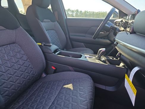 New 2026 Nissan Kicks SV image 13