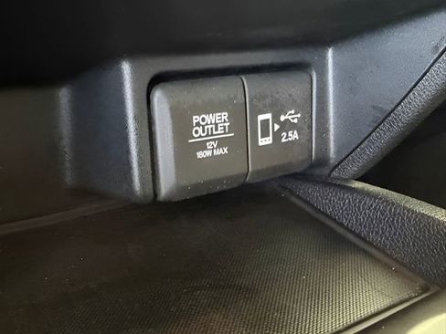 Used 2022 Honda Pilot Sport image 28