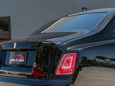 Used 2024 Rolls-Royce Phantom Sedan w/ The Phantom Package RWD image 48