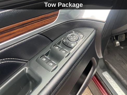 Used 2018 Ford Explorer Limited w/ Equipment Group 301A AWD/4WD image 15