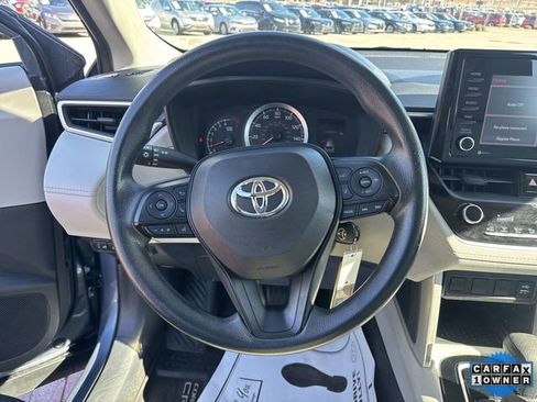 Used 2022 Toyota Corolla Cross L image 15