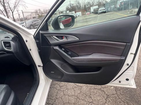 Used 2018 MAZDA MAZDA3 Grand Touring w/ Premium Equipment Package image 30