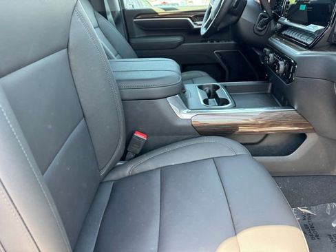 New 2026 Chevrolet Silverado 2500 LT w/ All Star Edition AWD/4WD image 7