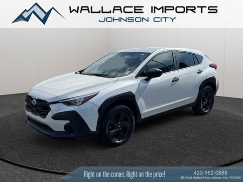 Used 2024 Subaru Crosstrek 2.0i AWD/4WD image 2