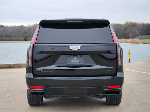 Certified 2024 Cadillac Escalade Sport w/ LPO, ONYX Package image 34