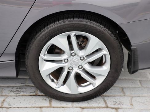 Used 2020 Honda Accord LX image 39