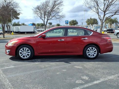 Used 2013 Nissan Altima 2.5 S image 5