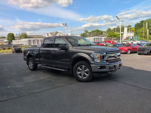 Used 2018 Ford F150 XLT w/ Equipment Group 302A Luxury AWD/4WD image 3