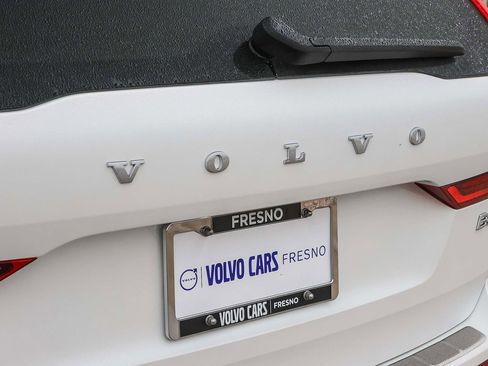 Used 2026 Volvo XC60 B5 Plus w/ Climate Package PRO AWD/4WD image 13