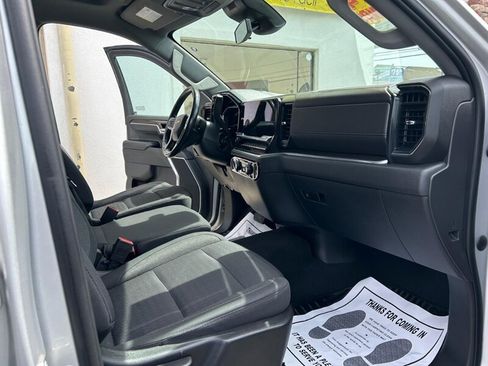 Used 2022 Chevrolet Silverado 1500 LT AWD/4WD image 15