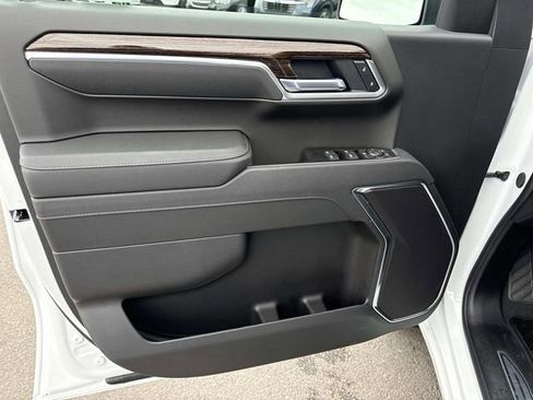 New 2026 GMC Sierra 1500 Elevation w/ X31 Off-Road Package AWD/4WD image 12